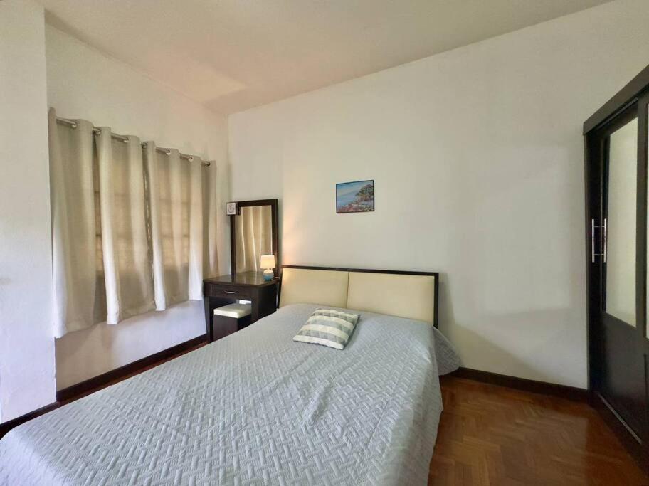 2 Room Apartment In The Old Town Chiang Mai Exterior photo