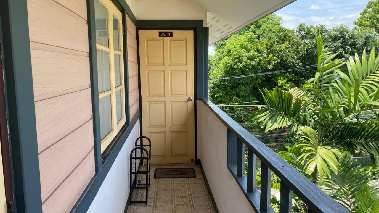 2 Room Apartment In The Old Town Chiang Mai Exterior photo